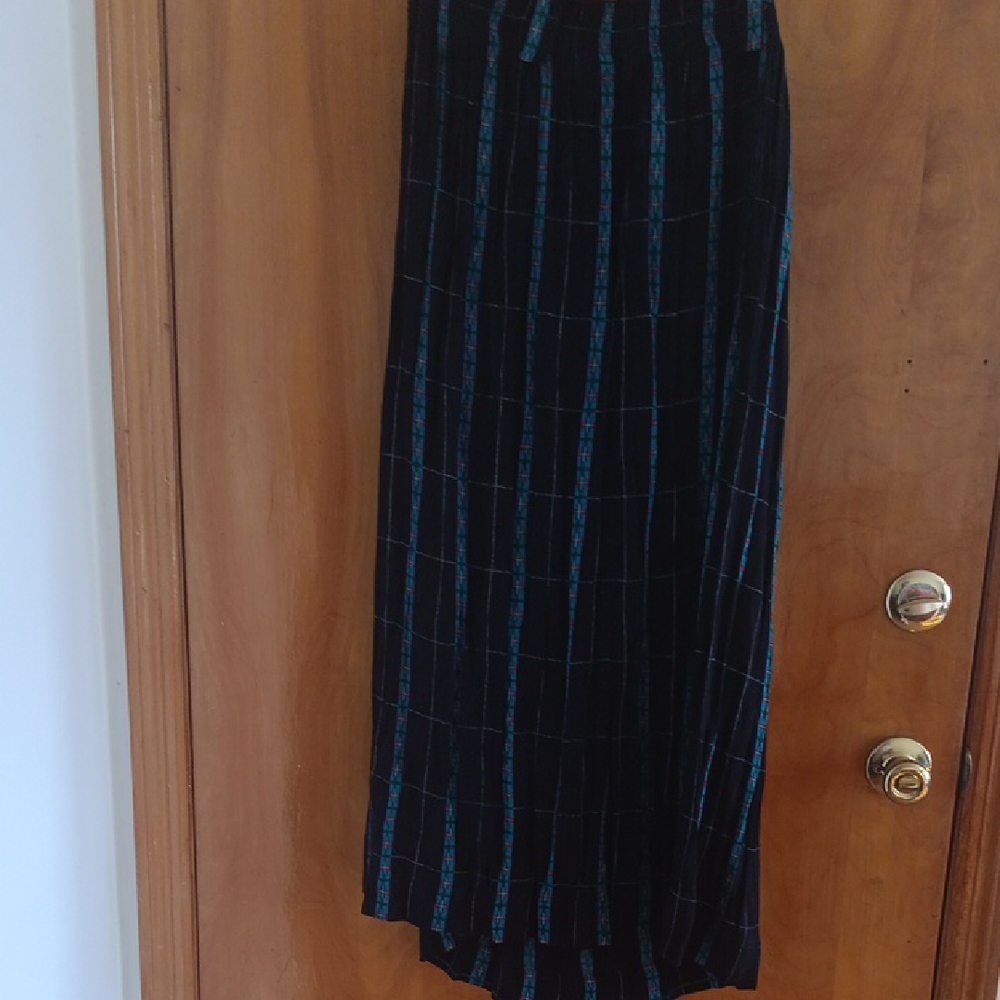 Elegant Black and Blue Plaid Skirt